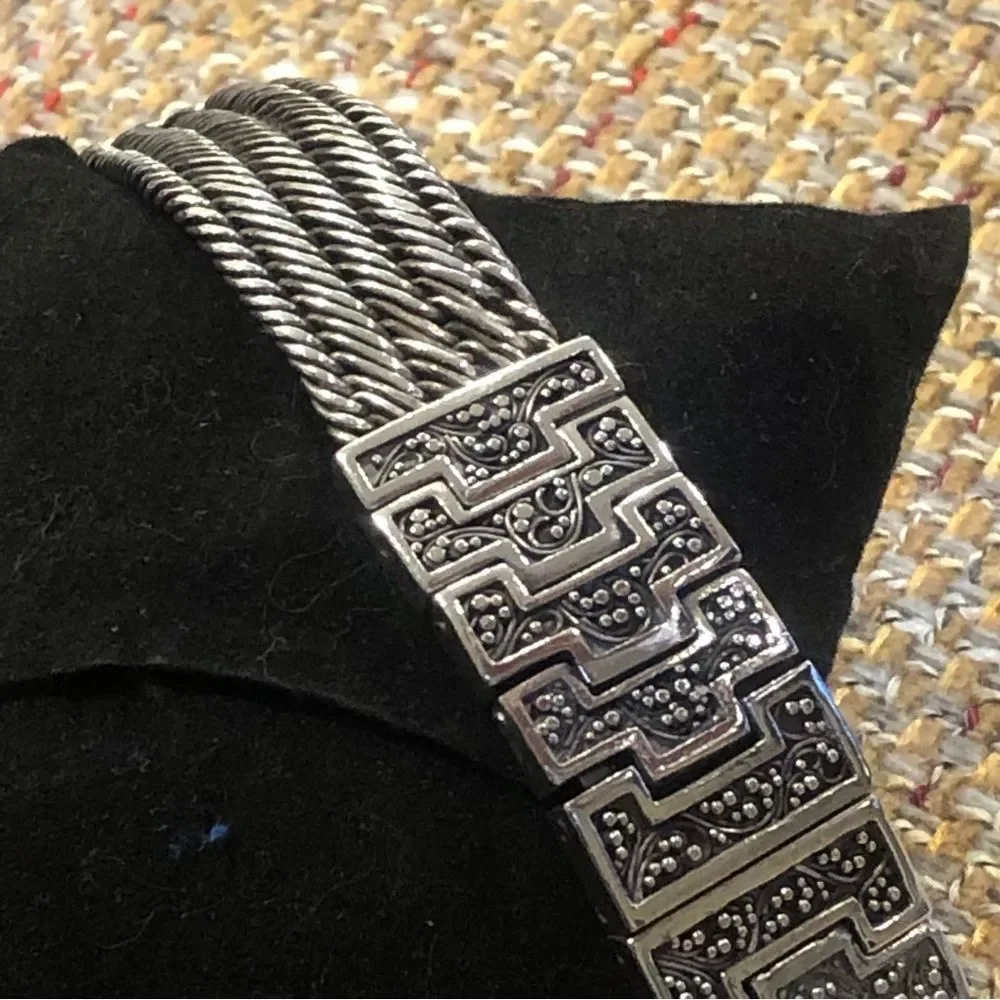 LOIS HILL Automatic Grey Round Sterling Silver Watch